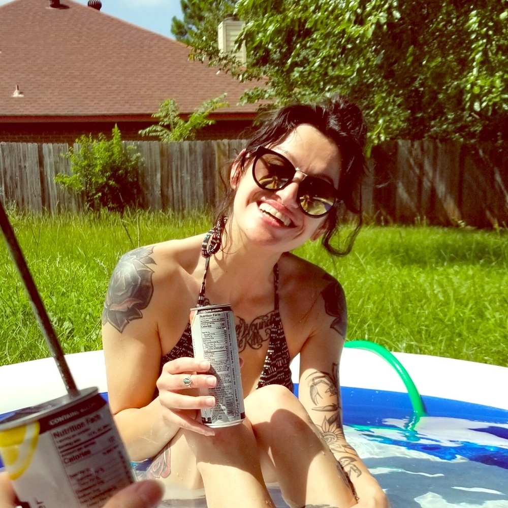 Meet your Posher, Alexandra